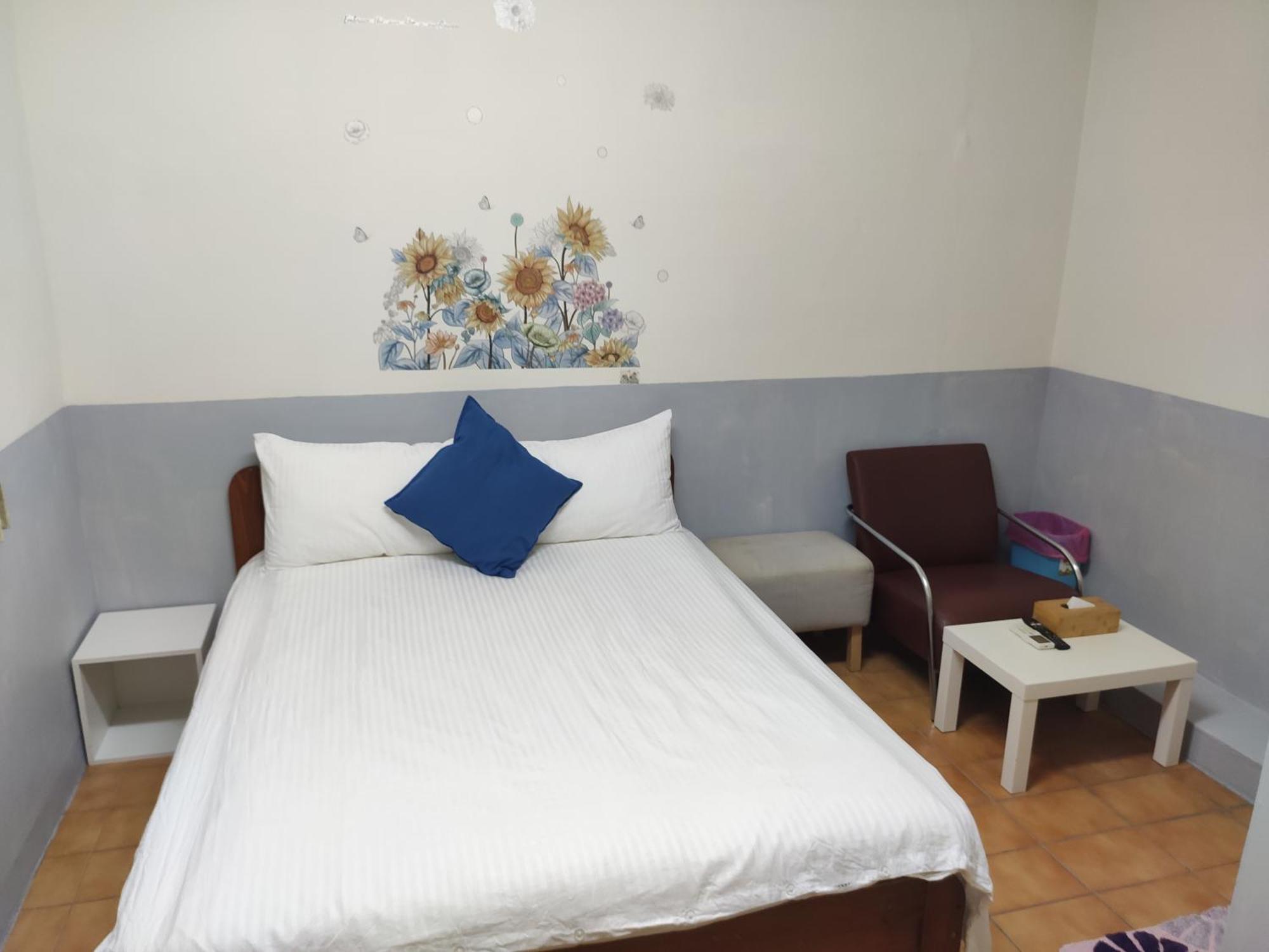 Papa Bear'S Guesthouse Taichung Room photo